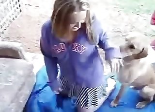 Wife fucks with her mutt in front hubby