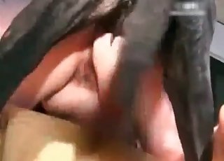 Sexy ebony rear end fucking her wet hole with force